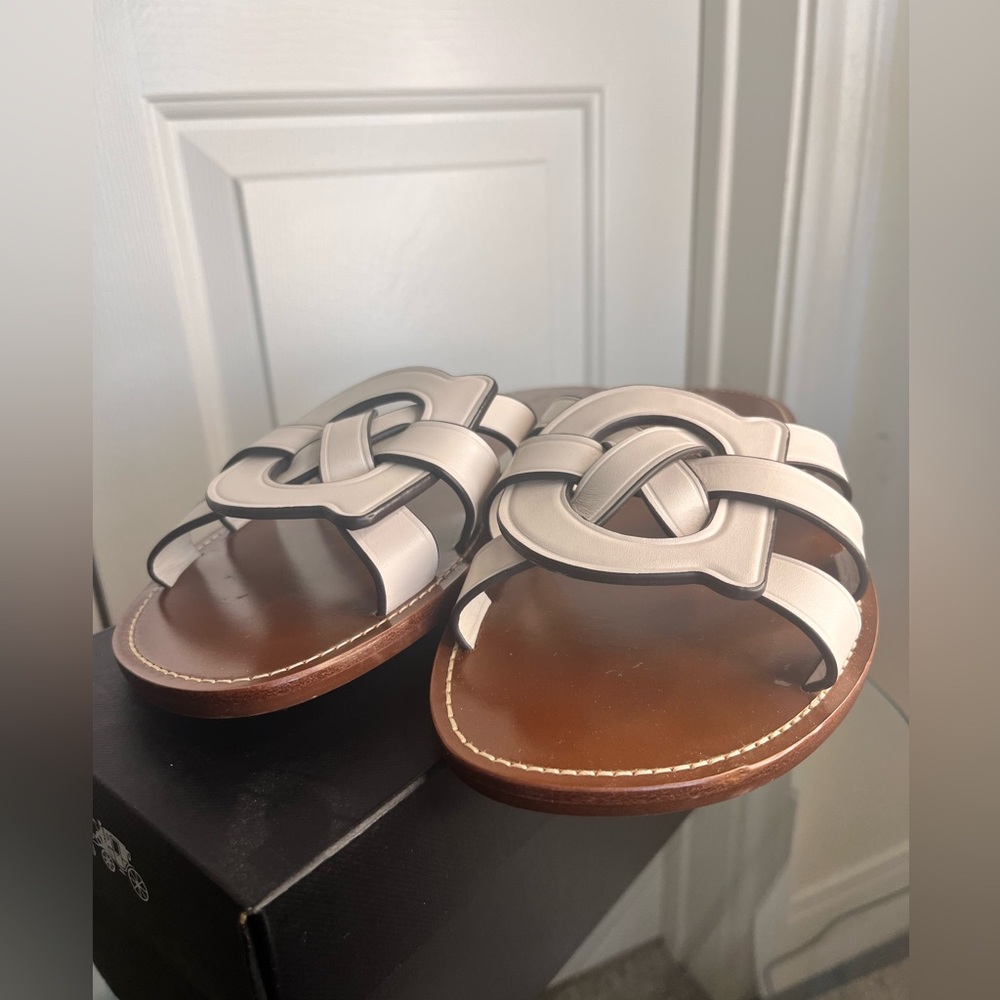 Coach Issa Leather Sandal in Cream